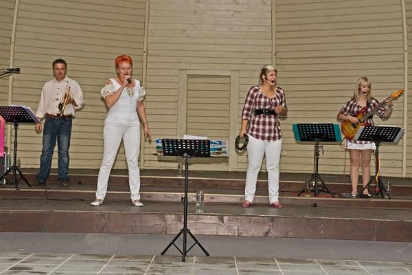 "Saitensprung" - Deine Partyband